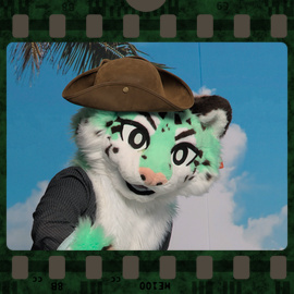 Eurofurence 2022 fursuit photoshoot. Preview picture of Menta