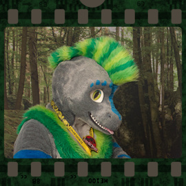 Eurofurence 2023 fursuit photoshoot. Preview picture of Velon Raptor