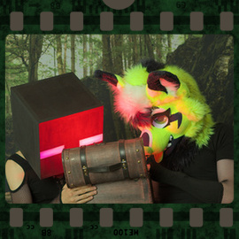 Eurofurence 2023 fursuit photoshoot. Preview picture of Jarm, Lumin